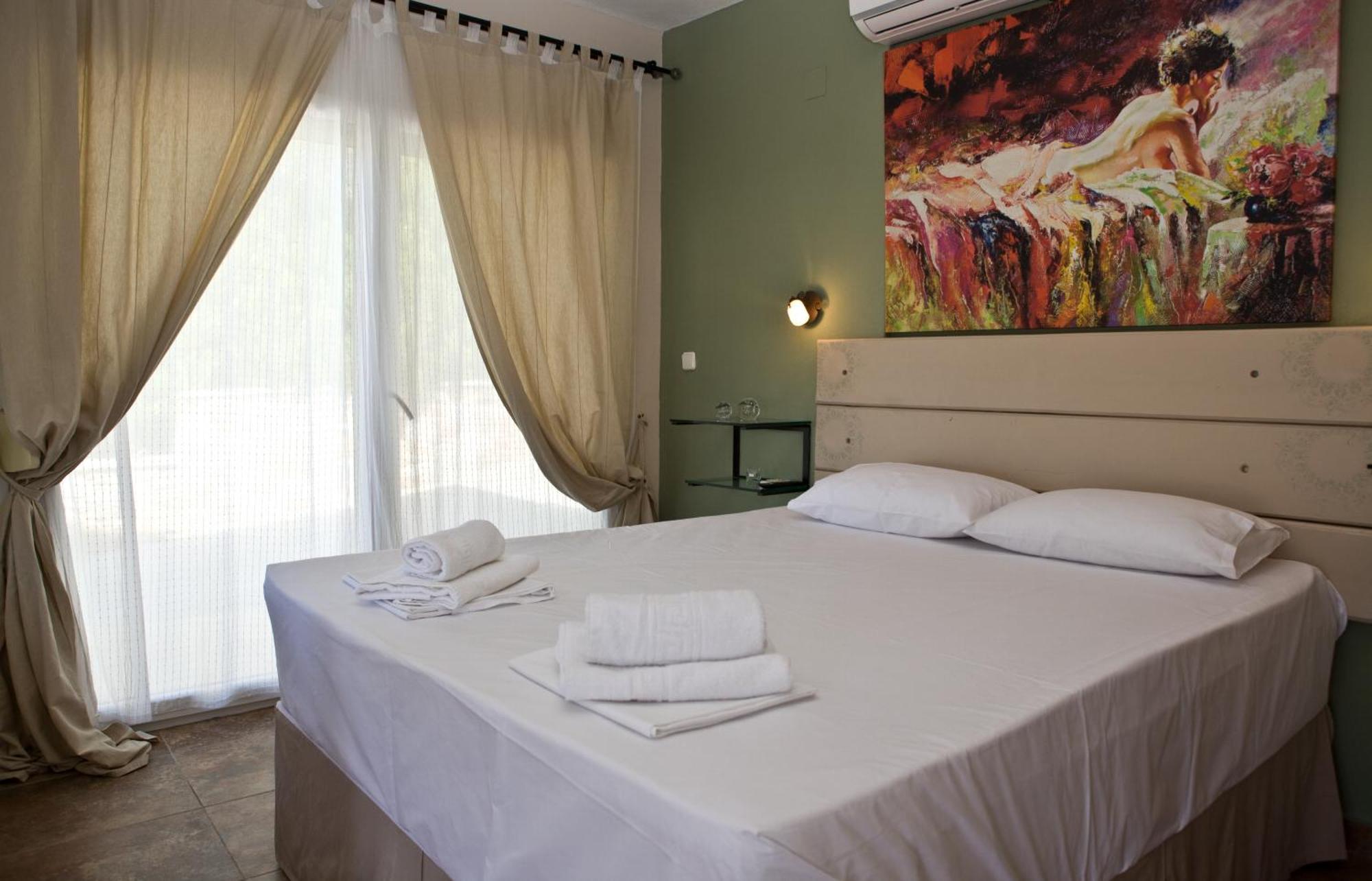 Axion Esti Apartments Skopelos Oda fotoğraf