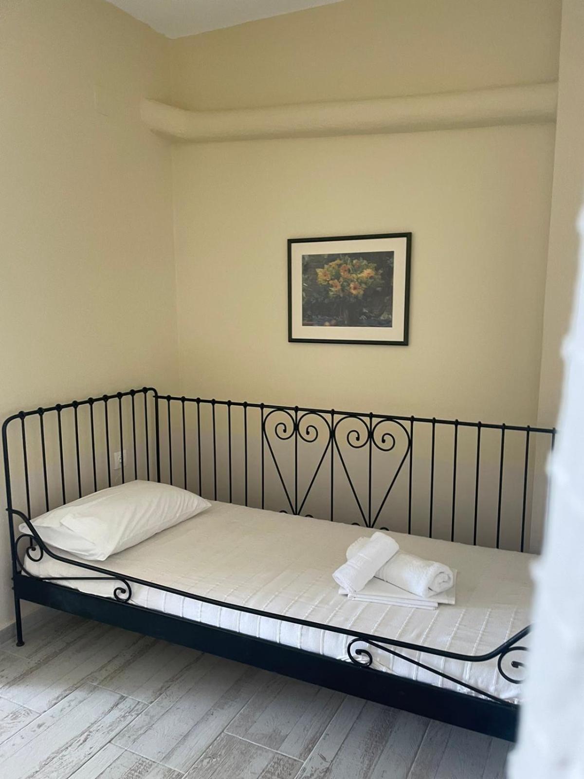 Axion Esti Apartments Skopelos Oda fotoğraf